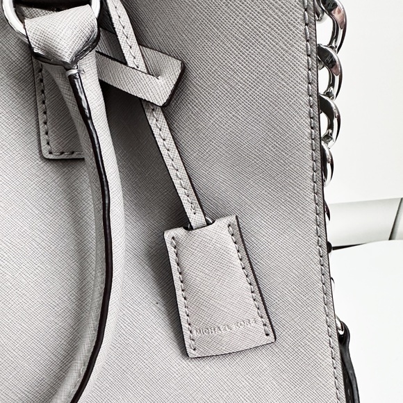 Michael Kors Shoulder Chain Bag - Business/ Casual/ Everyday - Picture 8 of 10